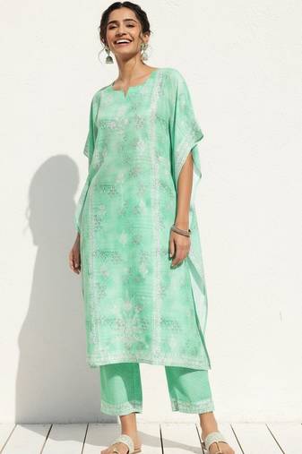 women ethnic motifs printed regular kurta with trousers