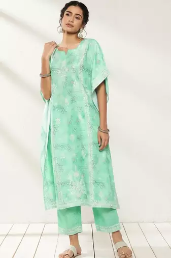 women ethnic motifs printed regular kurta with trousers