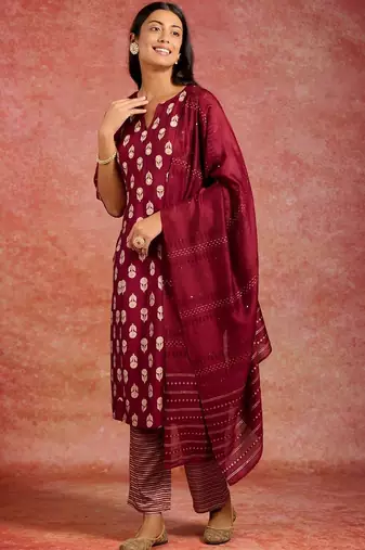 women ethnic motifs printed regular kurta with trousers & with dupatta