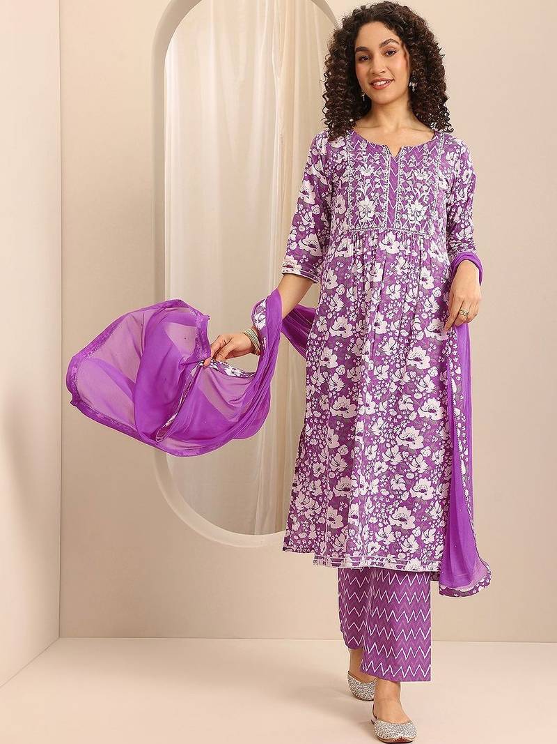 women floral printed empire thread work kurta with trousers & with dupatta