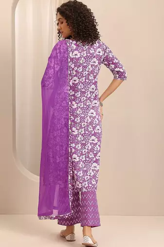 women floral printed empire thread work kurta with trousers & with dupatta