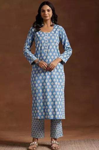 women ethnic motifs printed regular kurta with trousers