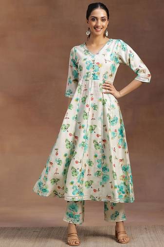 women floral printed panelled kurta with trousers