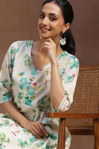 women floral printed panelled kurta with trousers