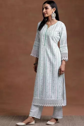 women ethnic motifs printed regular kurta with trousers & with dupatta