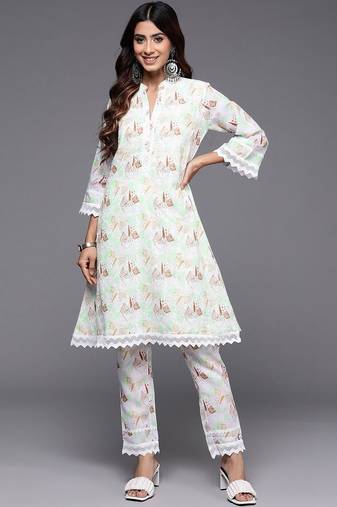 women printed regular kurta with trousers