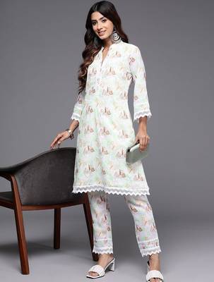 women printed regular kurta with trousers 6