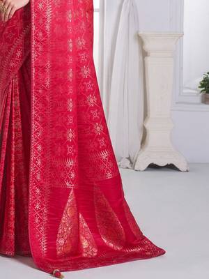 Red woven design zari satin heavy work banarasi saree 5