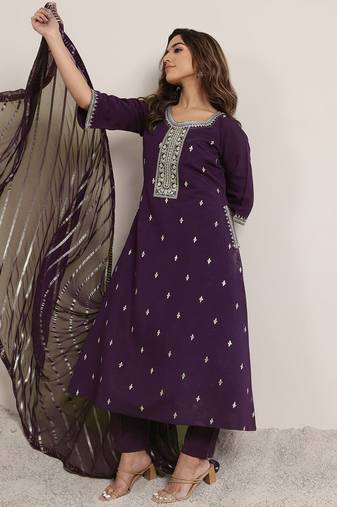 women floral embroidered regular sequinned kurta with trousers & with dupatta