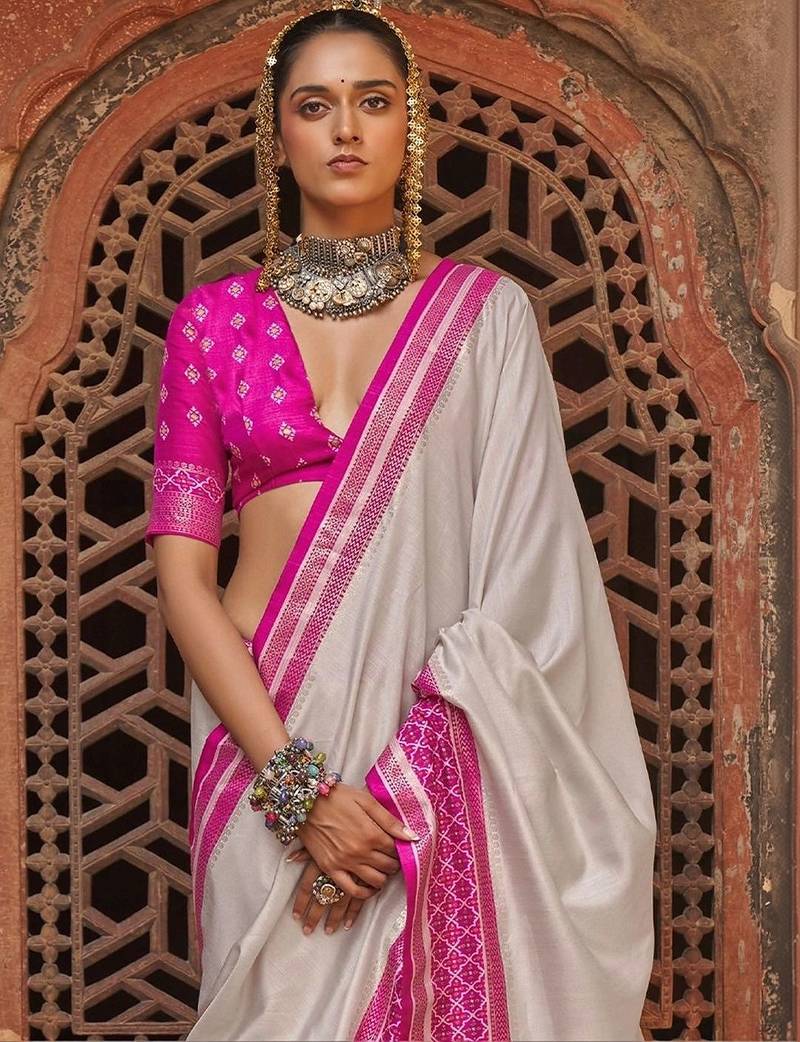 Off white zari silk blend designer patola saree
