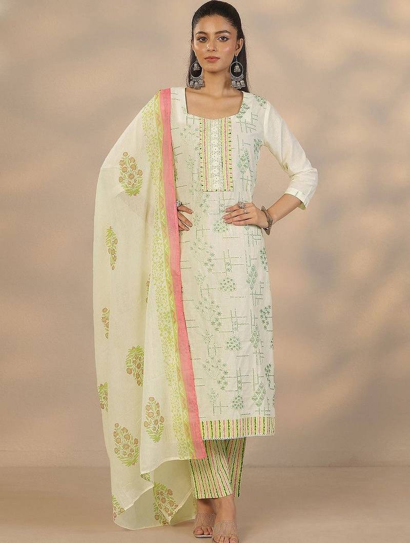 women ethnic motifs printed regular thread work kurta with trousers & with dupatta