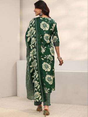 women floral printed regular thread work kurta with trousers & with dupatta 3