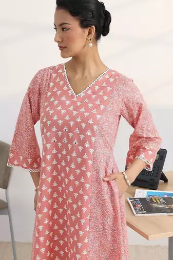 women ethnic motifs printed regular kurta with trousers & with dupatta