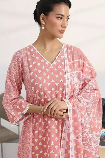 women ethnic motifs printed regular kurta with trousers & with dupatta
