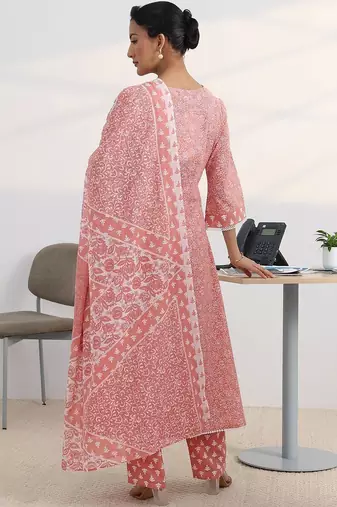 women ethnic motifs printed regular kurta with trousers & with dupatta