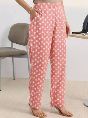 women ethnic motifs printed regular kurta with trousers & with dupatta 7