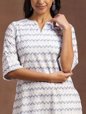 chevron embroidered regular thread work kurta with palazzos & dupatta 2