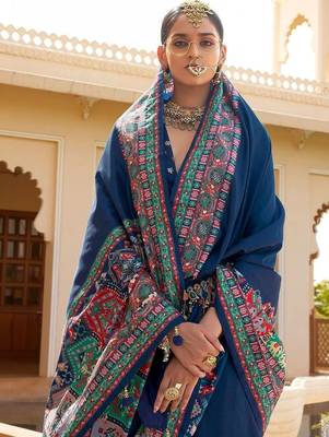 Navy blue paisley embroidered silk blend designer patola saree 2