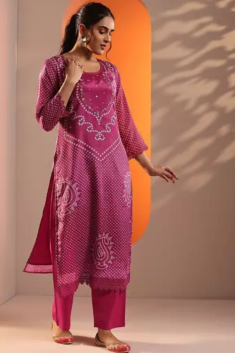 bandhani printed straight kurta with trousers and dupatta