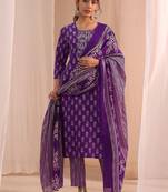 women ethnic motifs printed regular thread work kurta with trousers & with dupatta