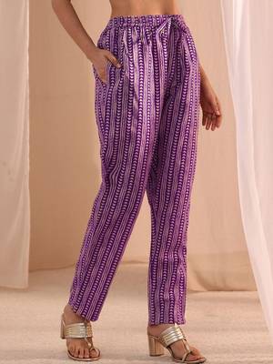 women ethnic motifs printed regular thread work kurta with trousers & with dupatta 5