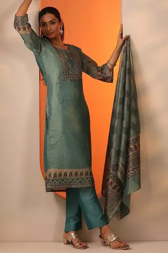 geometric embroidered sequinned straight kurta with trousers and dupatta