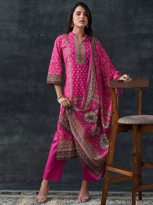 ethnic motifs printed mandarin collar straight kurta with trousers & dupatta 1