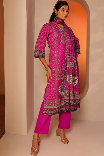 ethnic motifs printed mandarin collar straight kurta with trousers & dupatta
