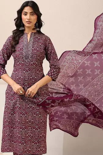 women ethnic motifs printed regular thread work kurta with trousers & with dupatta