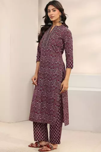 women ethnic motifs printed regular thread work kurta with trousers & with dupatta