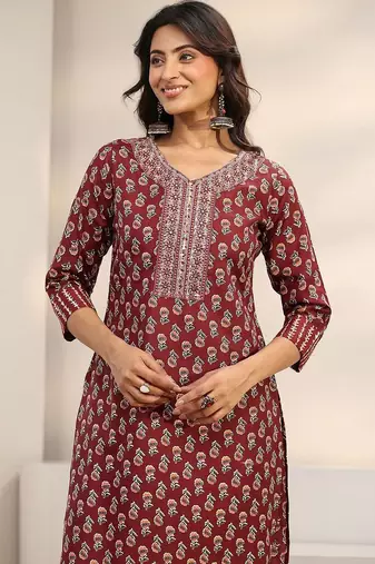 women ethnic motifs printed regular thread work kurta with trousers & with dupatta