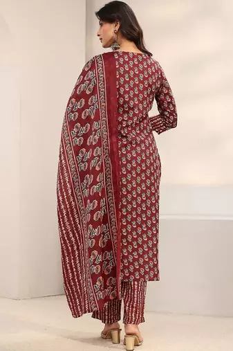 women ethnic motifs printed regular thread work kurta with trousers & with dupatta