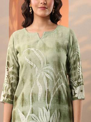 floral printed straight kurta with trousers & dupatta 2