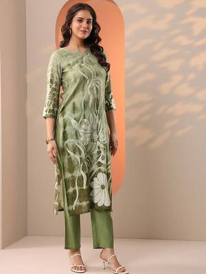 floral printed straight kurta with trousers & dupatta 3