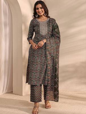 libas green ajrak printed straight suit set with dupatta 2