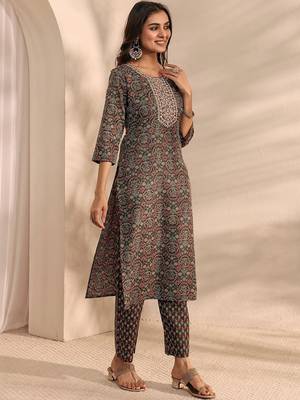 libas green ajrak printed straight suit set with dupatta 6