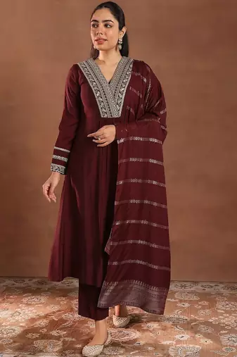 women ethnic motifs embroidered a-line kurta with trousers & dupatta