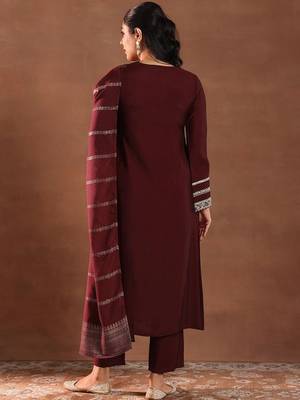 women ethnic motifs embroidered a-line kurta with trousers & dupatta 5