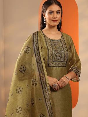 floral yoke design thread work straight kurta with trouser and dupatta 3