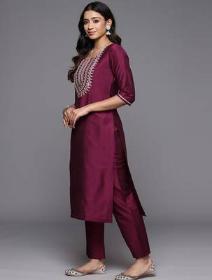floral yoke design straight sequinned kurta with trousers & dupatta 5