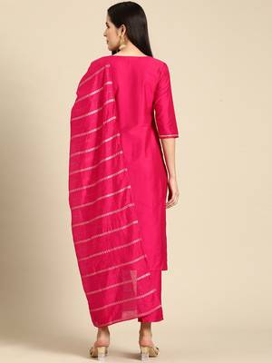women floral yoke design kurta with trousers & dupatta 5