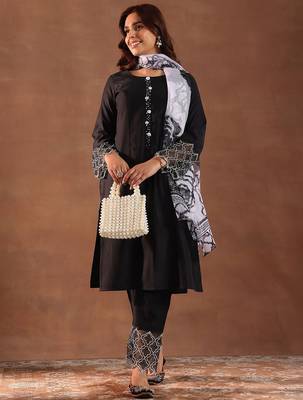 round neck panelled beads work straight kurta with trousers & dupatta 1