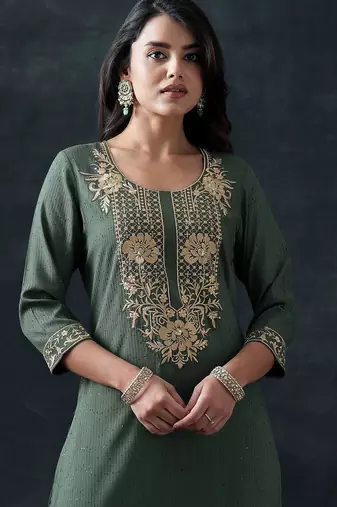 floral embroidered thread work straight kurta with trousers & dupatta