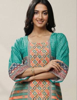 women ethnic motifs printed regular mirror work kurta with trousers & with dupatta 3