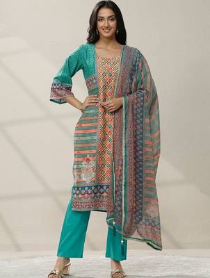 women ethnic motifs printed regular mirror work kurta with trousers & with dupatta 7