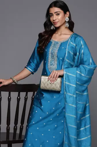 floral embroidered zari regular kurta with trousers dupatta