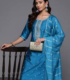 floral embroidered zari regular kurta with trousers dupatta