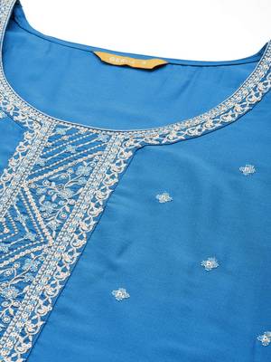 floral embroidered zari regular kurta with trousers dupatta 3