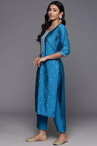 floral embroidered zari regular kurta with trousers dupatta