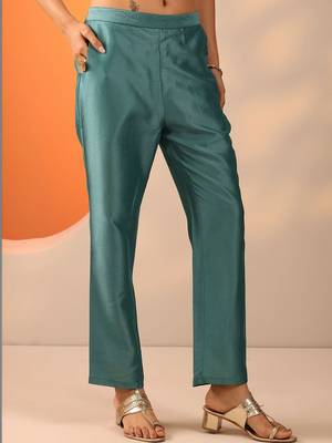women ethnic motifs regular thread work kurta with trousers & with dupatta 2